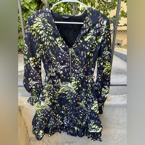 Marciano by Guess Elegant Dark Floral Dress with Buckle Details